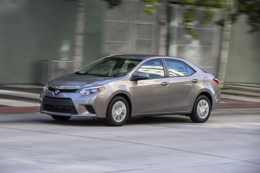  Toyota Corolla 2014 года  (фото 143 из 212)